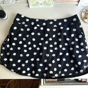 Outdoor Voices Hudson Skirt/Skort - Small - Black and White Polka Dot